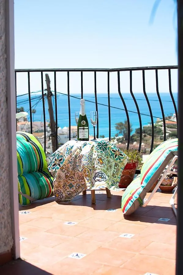 Villa Alaymar With Fantastic Views Overlooking Burriana Beach Zone Nerja